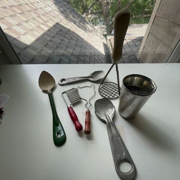 Bascal Vintage Kitchen Utensils Equipment Set of 7 - Picture 1 of 9